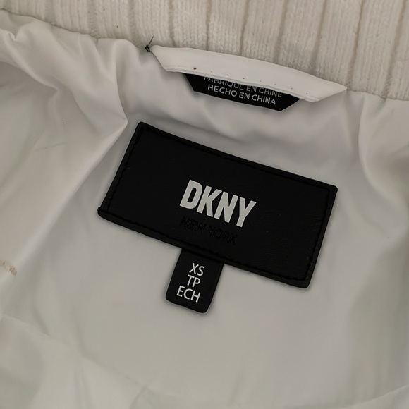 NEW Ladies DKNY Insulated Winter Coat - Picture 6 of 7